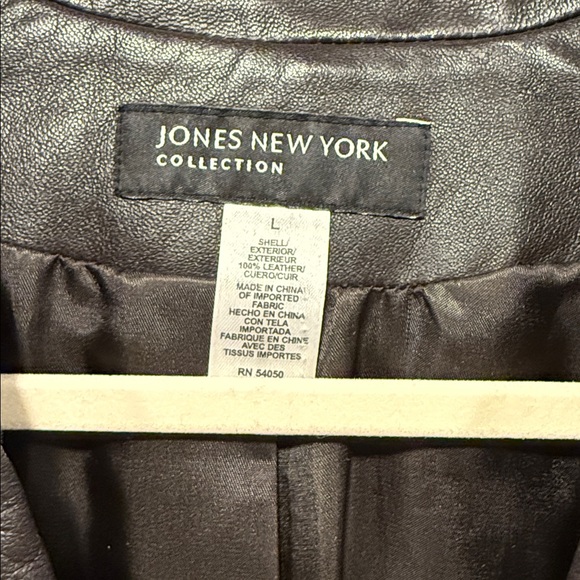 Jones New York Dark Brown Leather Blazer very nice light weight - Picture 3 of 7